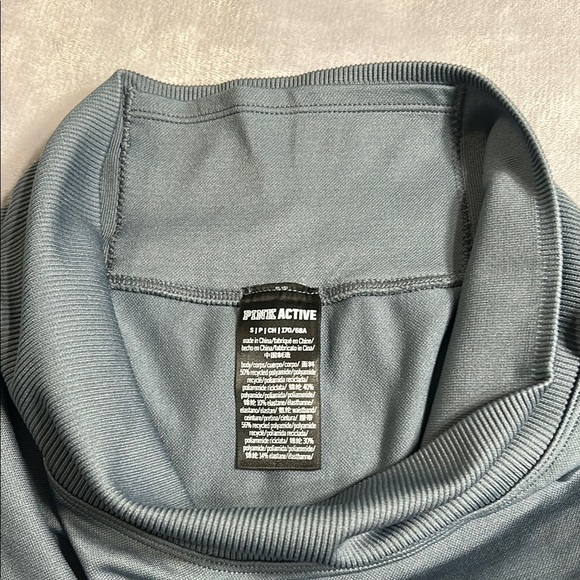 PINK Victoria’s Secret Grey Leggings NWOT - Picture 4 of 5